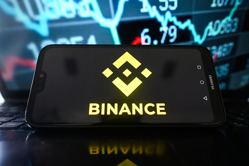 Binance files for crucial EU-wide license, creates Greek holding company
